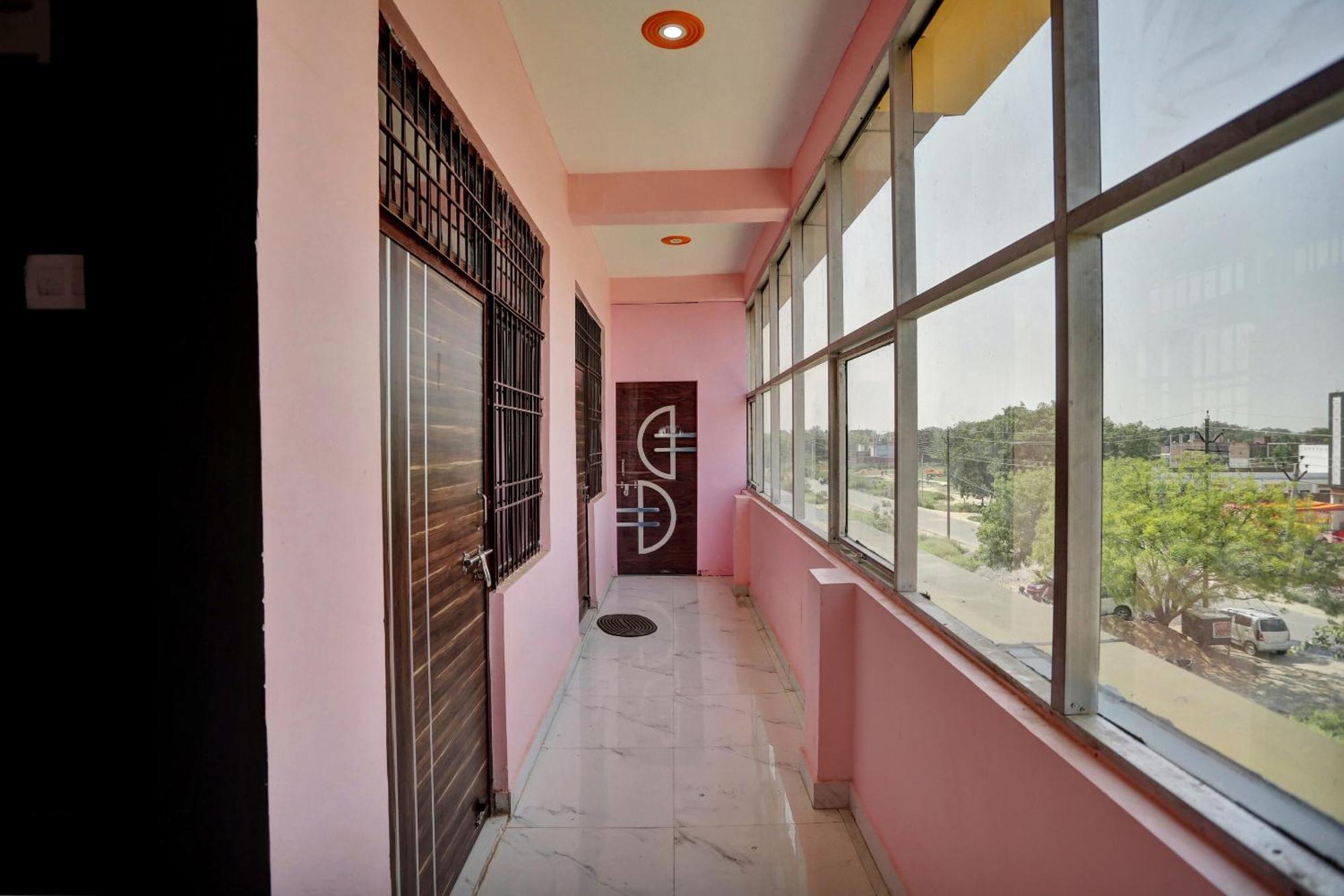 Hotel O Amantran Kanpur Buitenkant foto